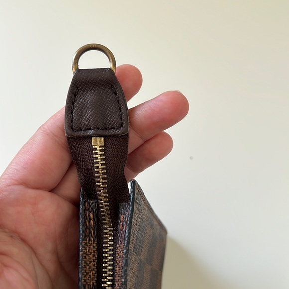 Authentic vintage Louis Vuitton bucket bag pouch. No generic chain. - Picture 7 of 16